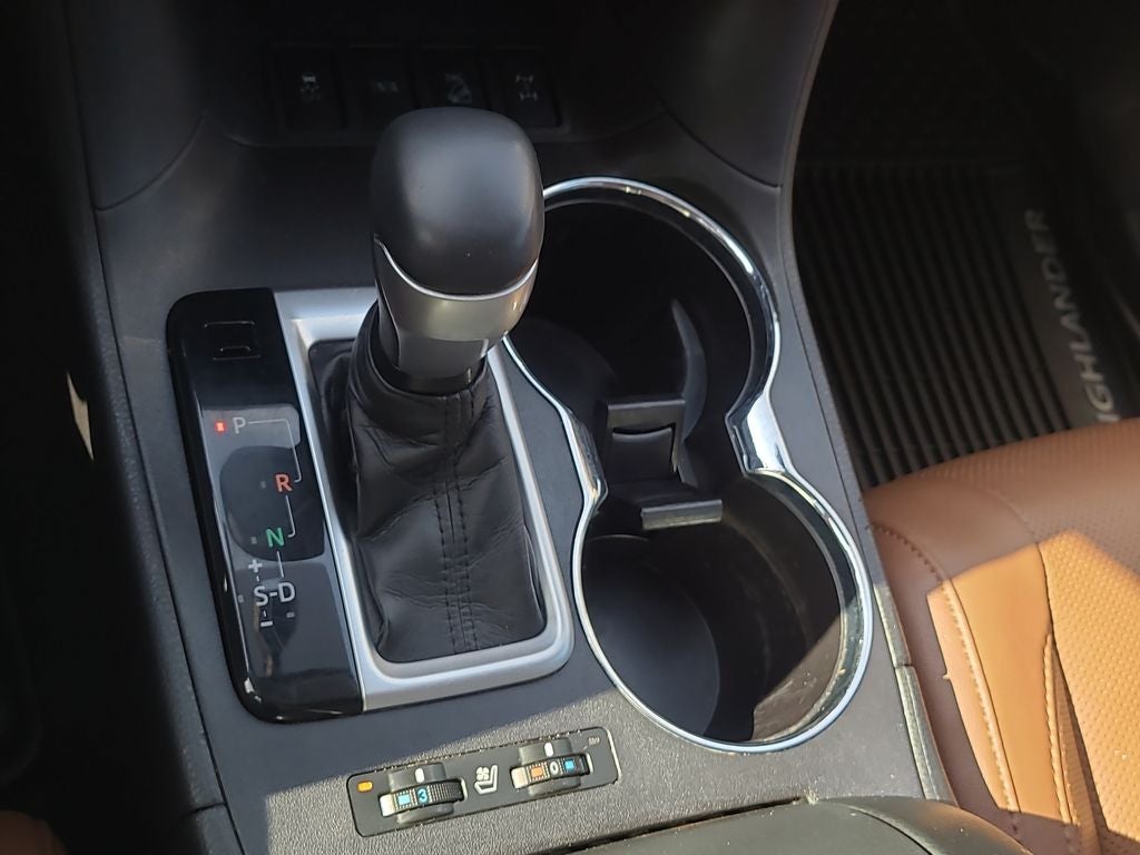2018 Toyota Highlander Limited Platinum