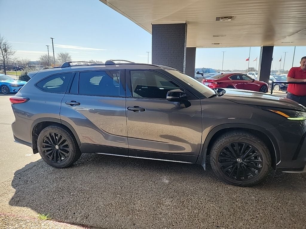 2023 Toyota Highlander XSE