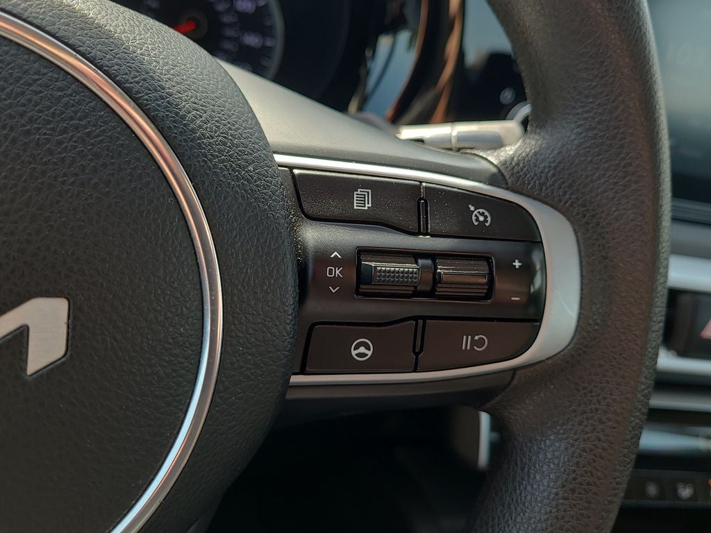 2023 Kia K5 LXS