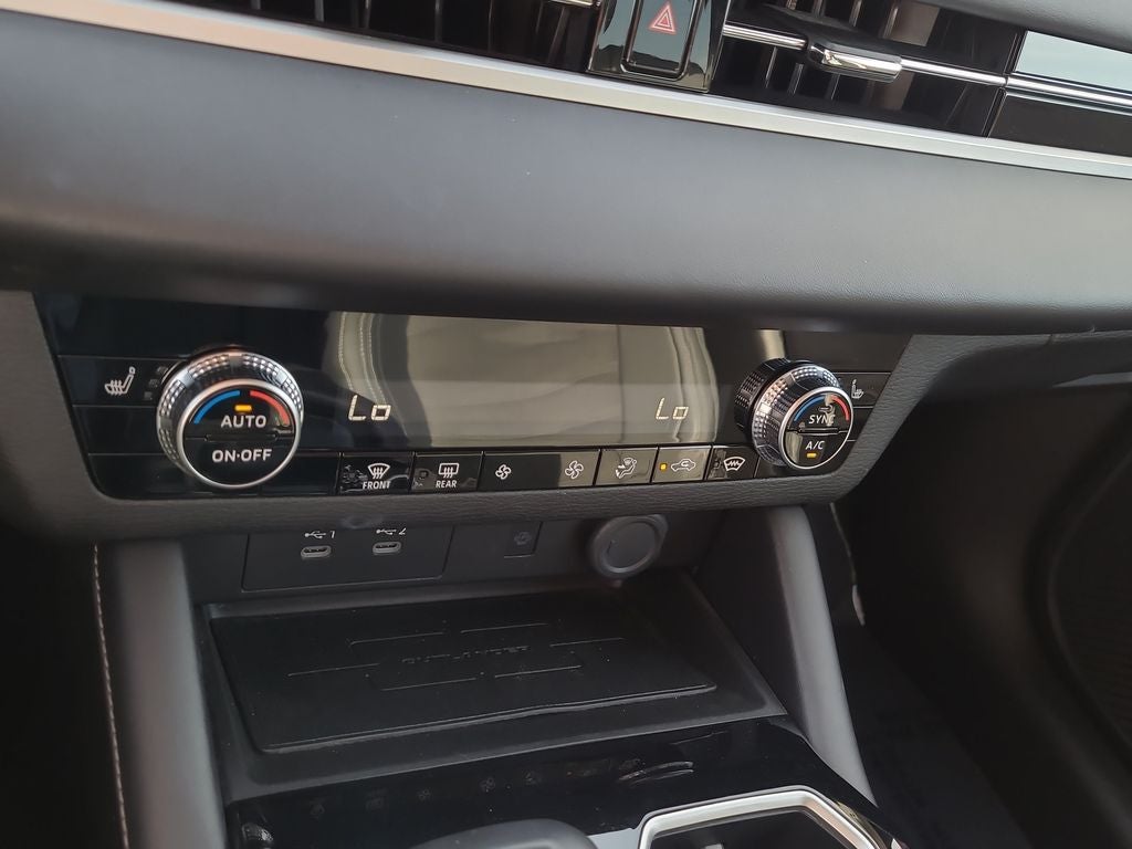 2025 Mitsubishi Outlander Trail Edition