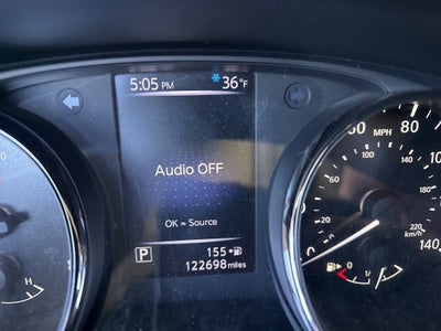 2017 Nissan Rogue Sport SV