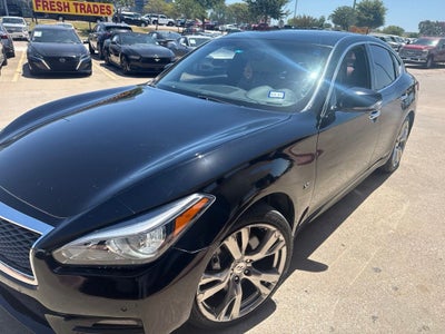 2015 INFINITI Q70 3.7
