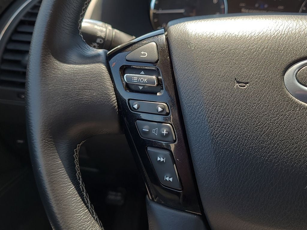 2024 INFINITI QX80 LUXE