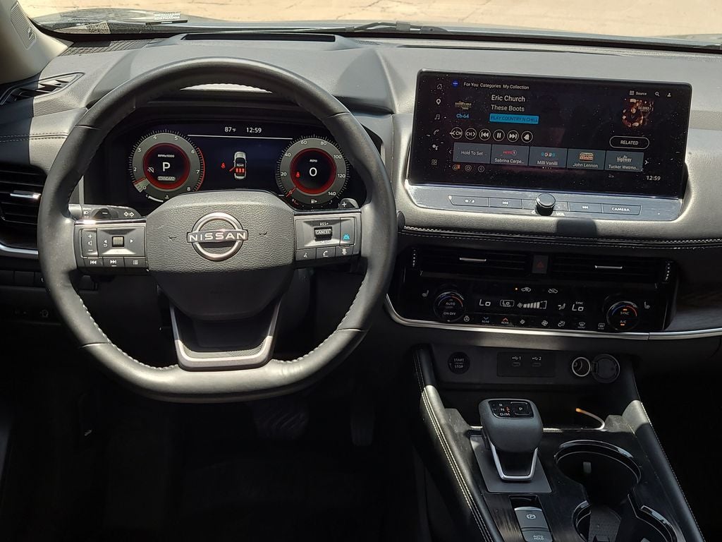 2025 Nissan Rogue Platinum