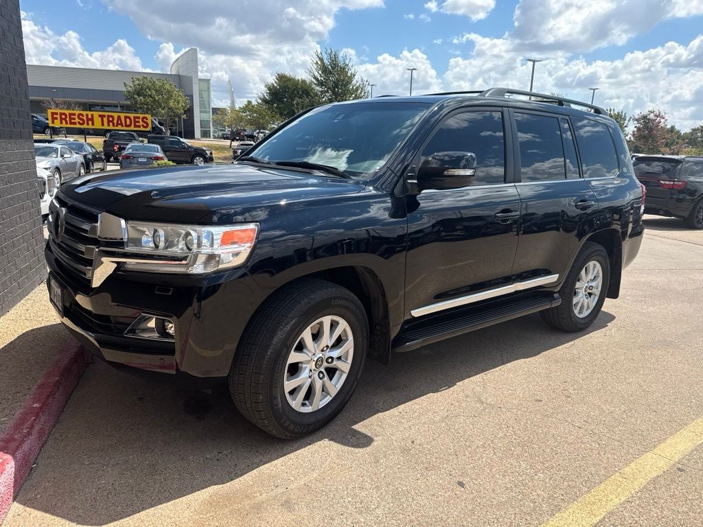 2018 Toyota Land Cruiser Base
