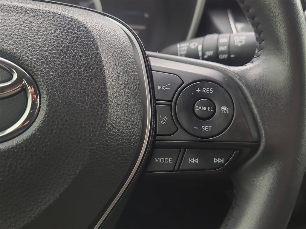 2020 Toyota Corolla Hatchback SE