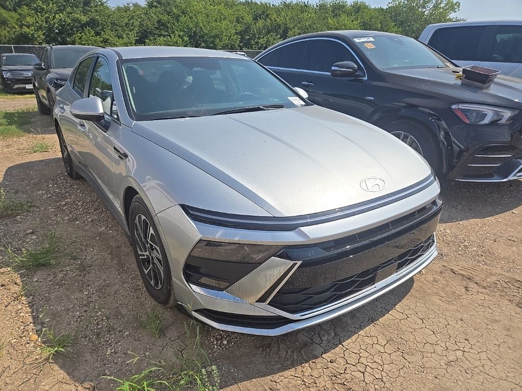 2026 Hyundai Sonata Hybrid Blue