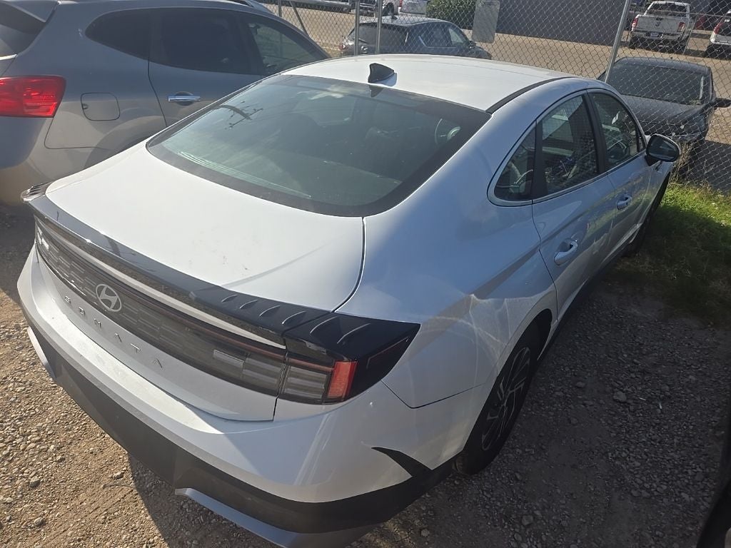 2026 Hyundai Sonata Hybrid Blue
