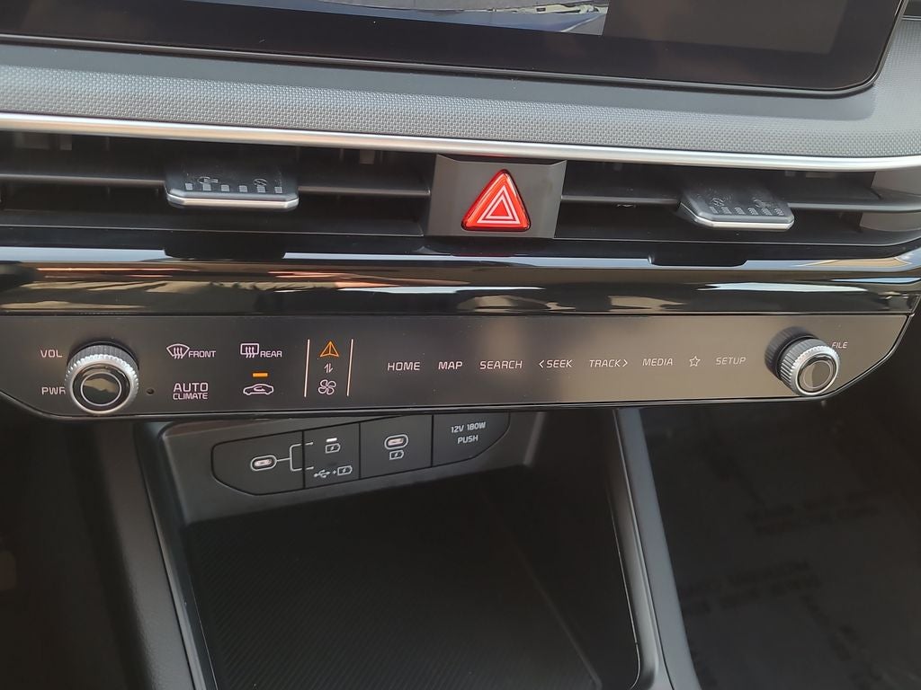 2026 Kia K5 LXS