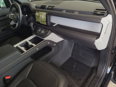2025 Land Rover Defender 110 S