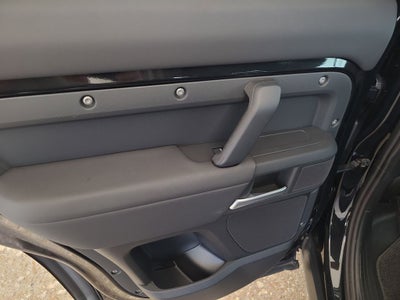 2025 Land Rover Defender 110 S