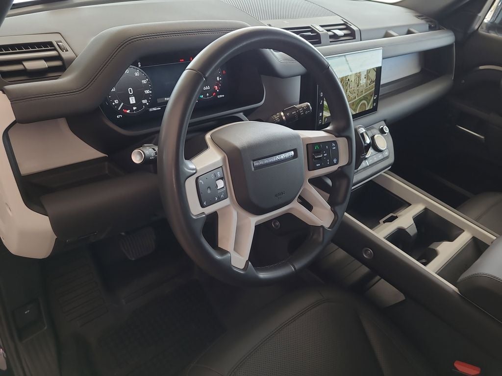 2025 Land Rover Defender 110 S