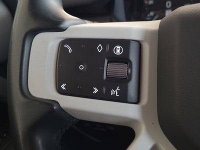 2025 Land Rover Defender 110 S