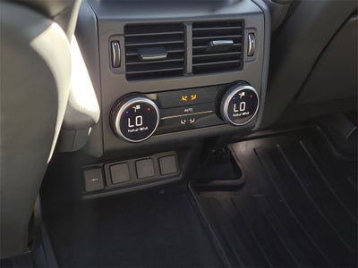 2023 Land Rover Discovery S R-Dynamic